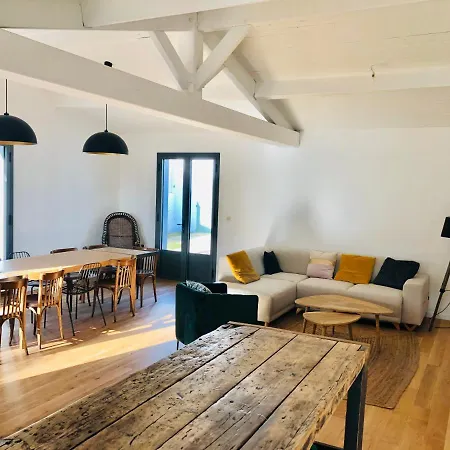 Maison Familiale, A 100 Metres Plage. Holiday home *
