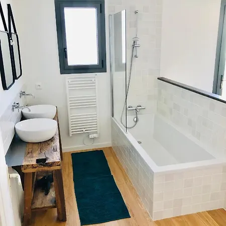 Maison Familiale, A 100 Metres Plage. Casa de Férias