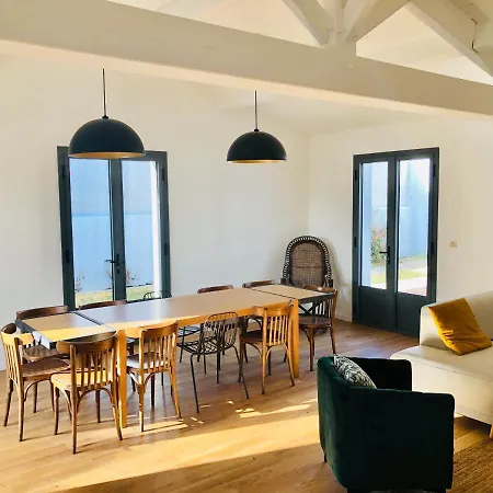 Maison Familiale, A 100 Metres Plage. La Couarde-sur-Mer